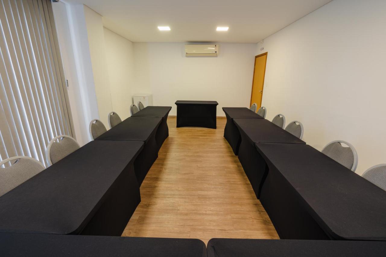 Hotel Caiua Lago Umuarama Kültér fotó